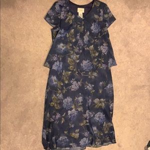 Blue crinkle floral dress